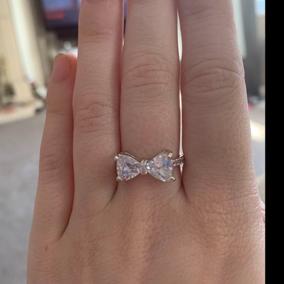 1 day SALE! 925 Sterling White Sapphire Bow Ring🌹 - Picture 10 of 14